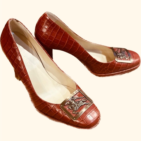 BURBERRY RED EMBOSSED CROC LEATHER HEELS PUMPS MADE IN ITALY SIZE 36.5/6… - Picture 4 of 11